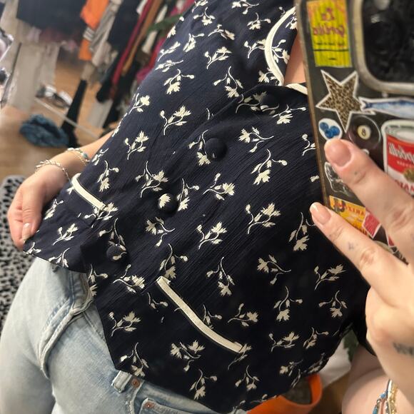 Vintage Navy Floral Cropped Short Sleeve Top Size 12 - Picture 5 of 6